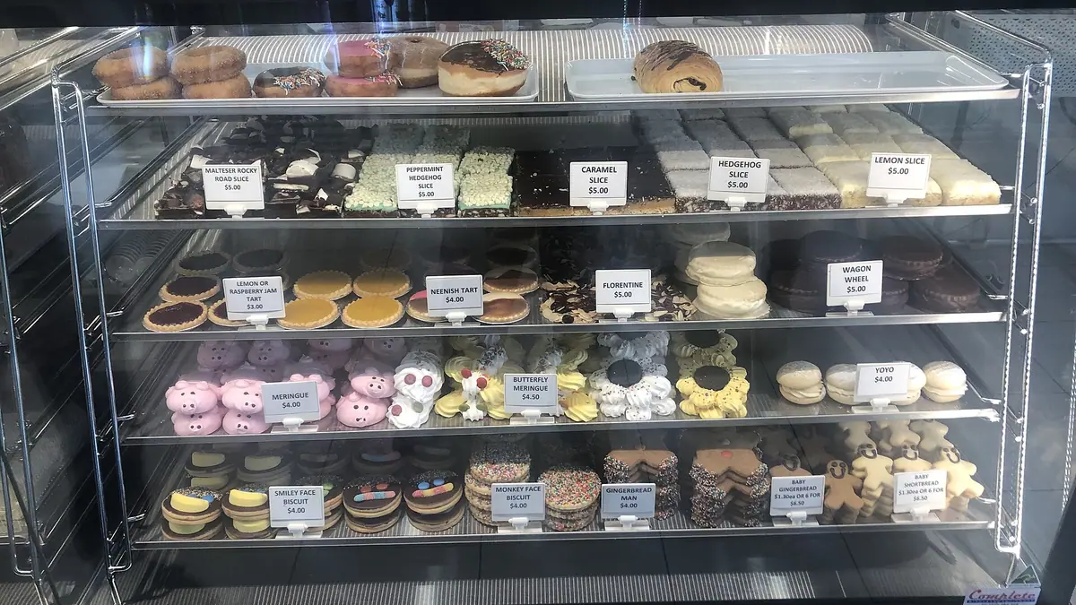 Delice de France – bakery in Kettering town centre